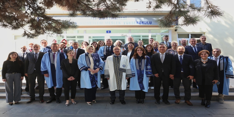 Sağlık Hizmetleri Meslek Yüksekokulumuz 2026-2027 Akademik Yılı'na Törenle Başladı