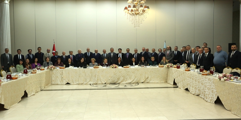 Üniversitemizin  Senato Üyeleri, Yönetim Kurulu Üyeleri ile Akademik ve İdari Birim Yöneticilerine Yönelik İftar Programı Düzenlendi