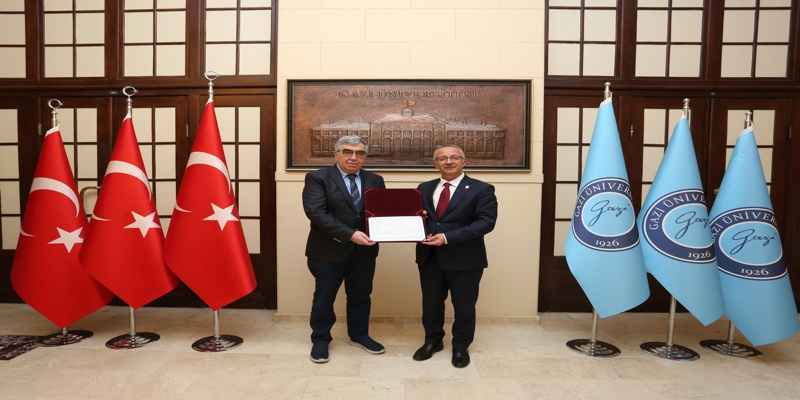 Başhekim Prof. İlyas Okur ve Prof. Dr. Mustafa Şare, Rektörümüz Prof. Dr. Uğur Ünal’ı Ziyaret Etti