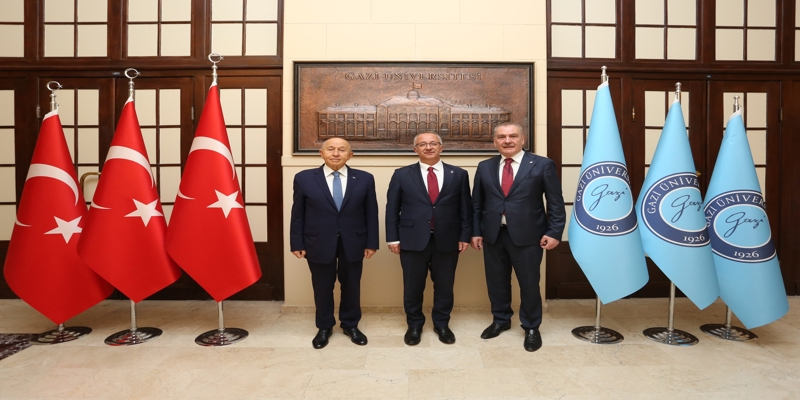 İşadamı Nihat Özdemir, Rektörümüz Prof. Dr. Uğur Ünal’ı Ziyaret Etti