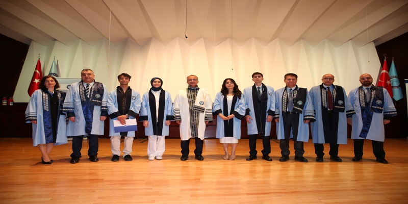 Mühendislik Fakültesi 2026 Akademik Yılı Mezunlarını Uğurladı