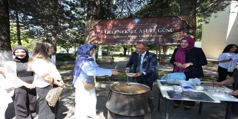 Rektörümüz Prof. Dr. Uğur Ünal, Aşure Günü Etkinliğine Katıldı