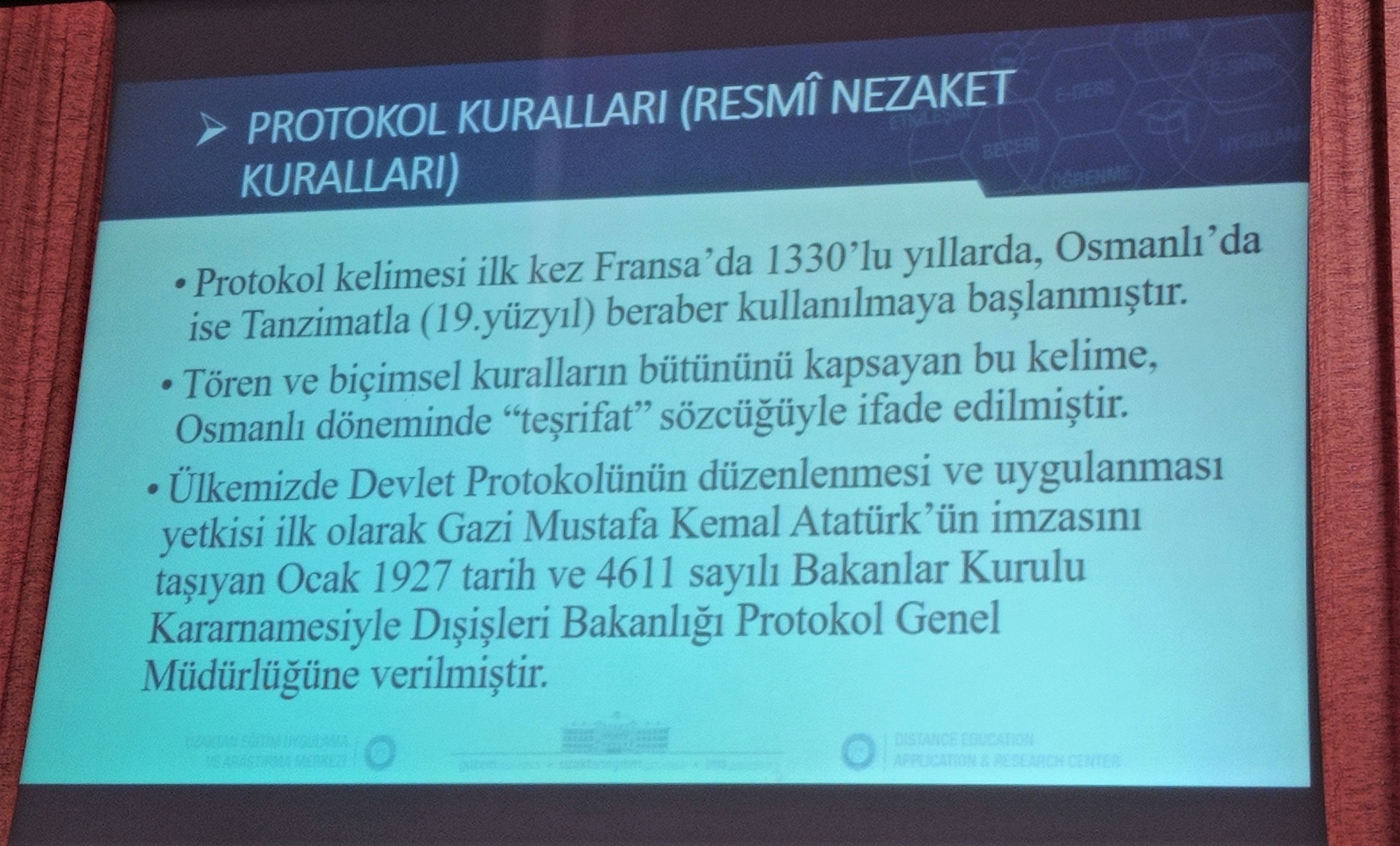 Kamusal ve Sosyal Yaşamda Protokol ve Nezaket Kuralları 7-1