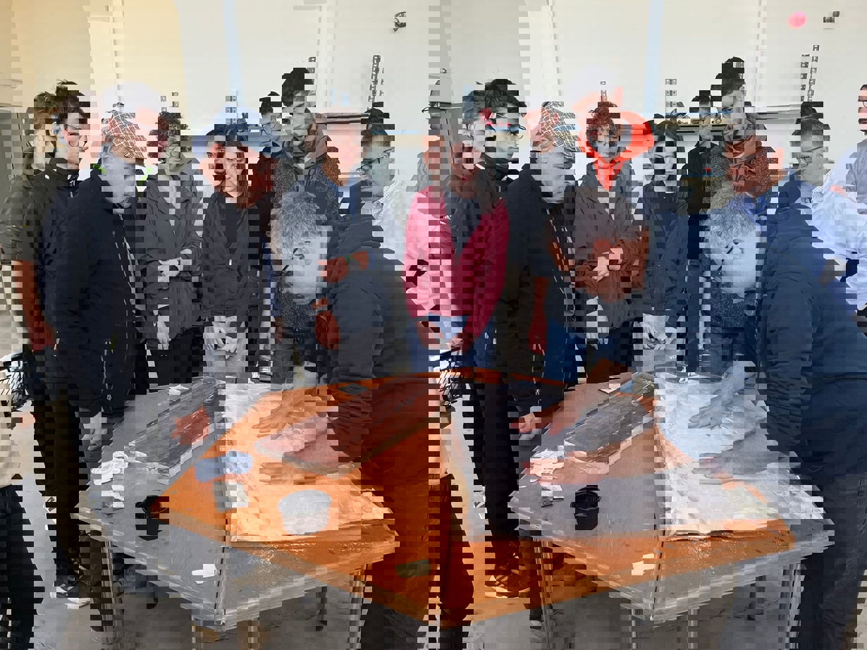 Bölümümüzde Kompozit Uygulamaları Üzerine Uygulamalı Eğitim Gerçekleştirilmiştir.-1