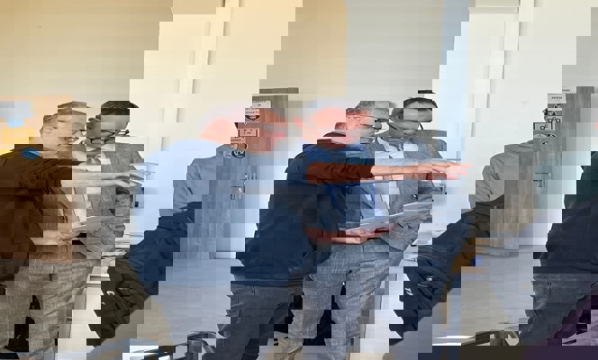 Bölümümüzde Kompozit Uygulamaları Üzerine Uygulamalı Eğitim Gerçekleştirilmiştir.