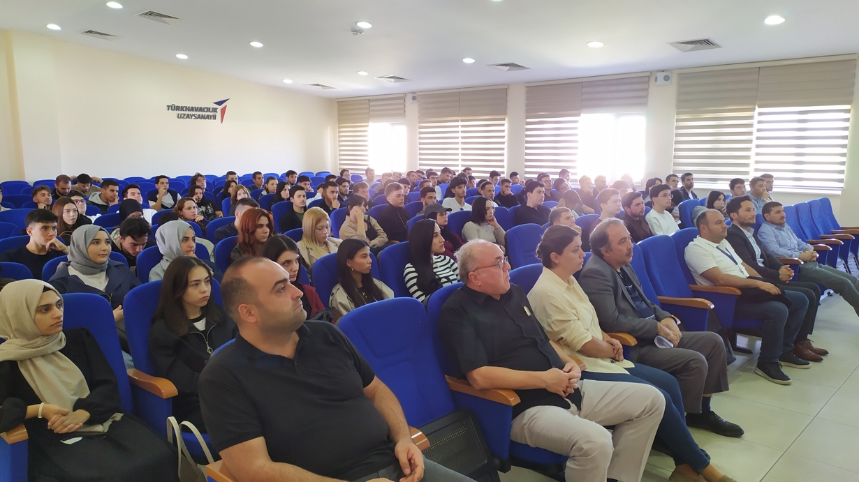 2025-26 Akademik Yılı UÇAK TEKNOLOJİSİ 1. Sınıflar Oryantasyon Toplantısı Yerleşkemizde Yapıldı-1