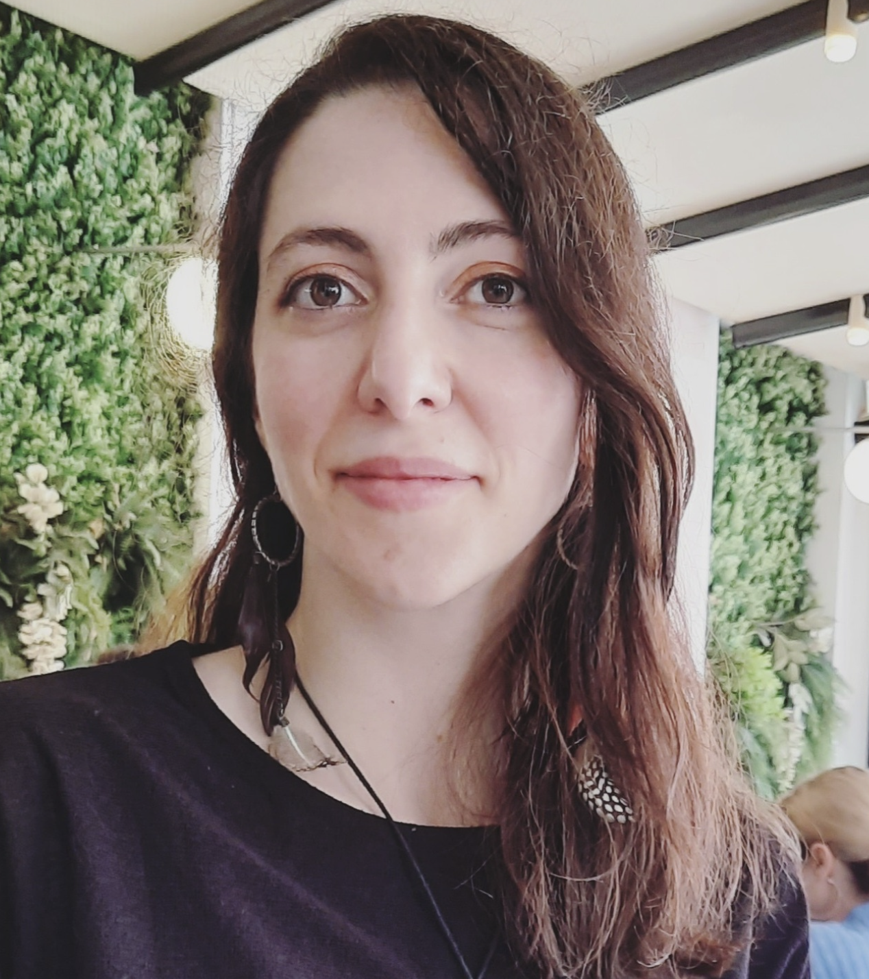 Hilal Kolenoğlu-1
