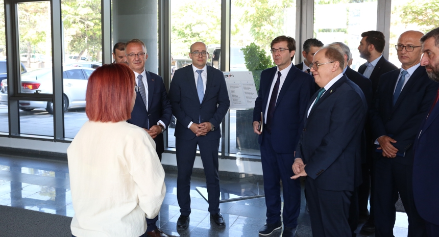 Suriye Heyeti NÖROM'u Ziyaret Etti