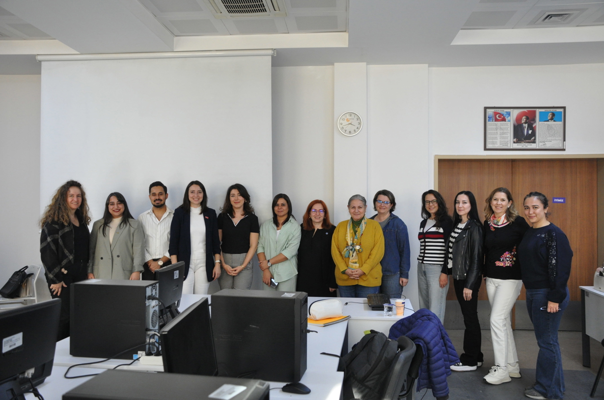 Fakültemizde MAXQDA ile Nitel Veri Analizi Eğitimi Gerçekleştirildi-1