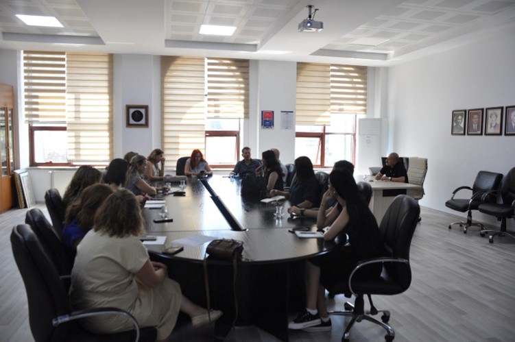 R&D Unit Holds Its September Meeting-1
