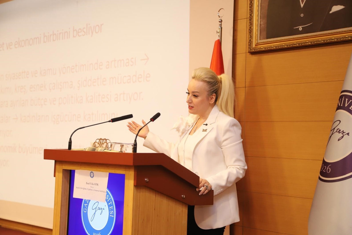 Sempozyum Resimleri-1