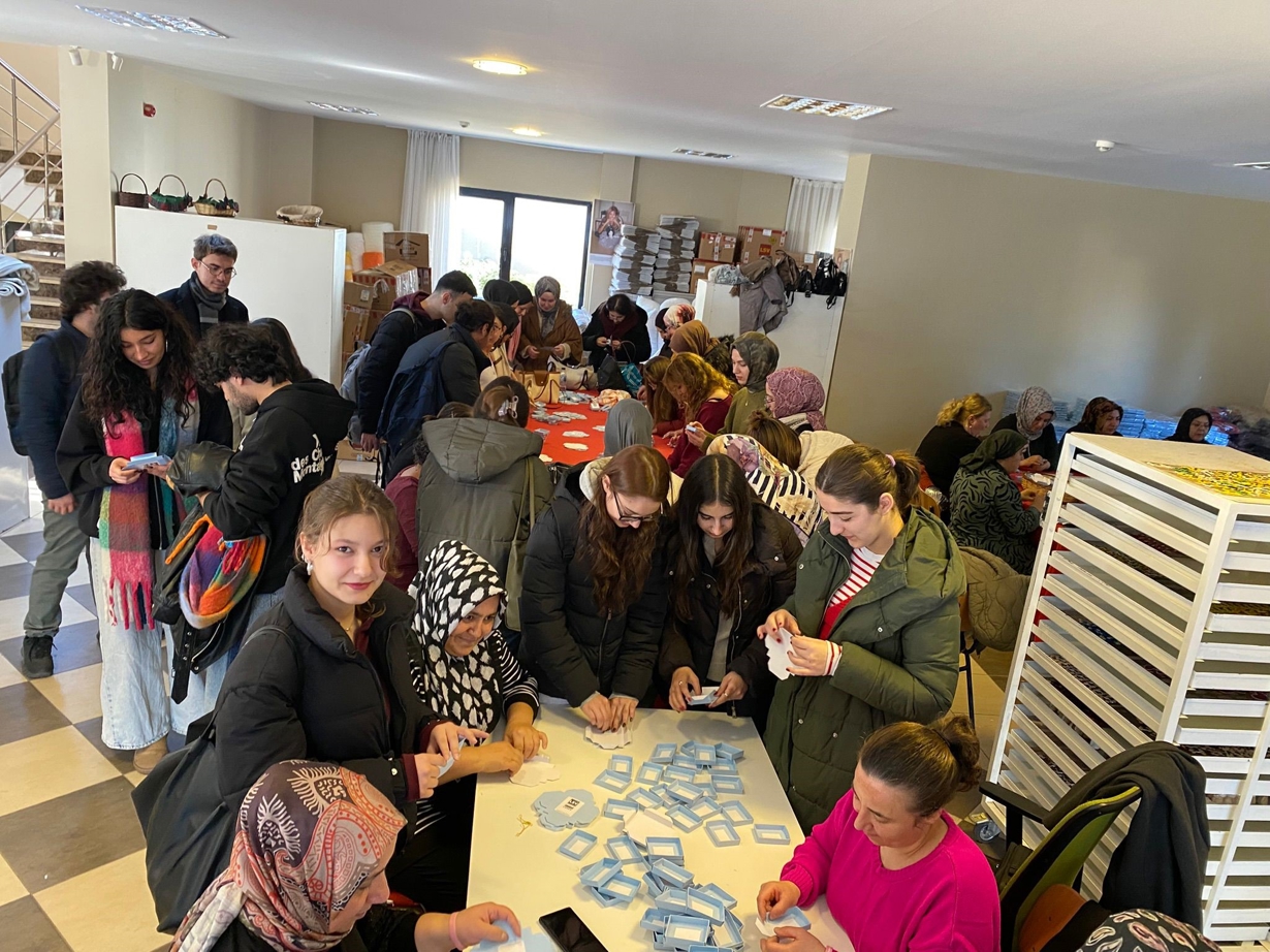 LÖSEV Gezi ve Belge 25-4