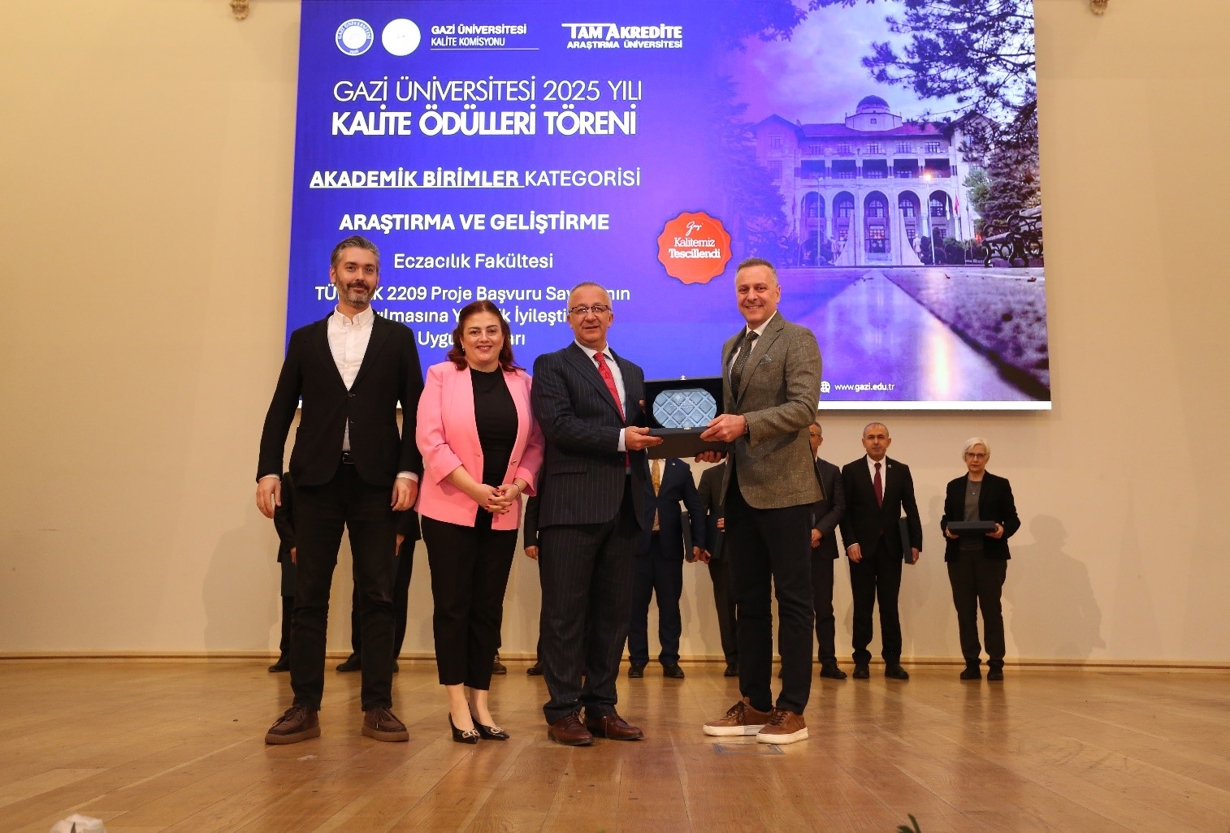 En İyi Uygulama Örneği Ödülü 25-1