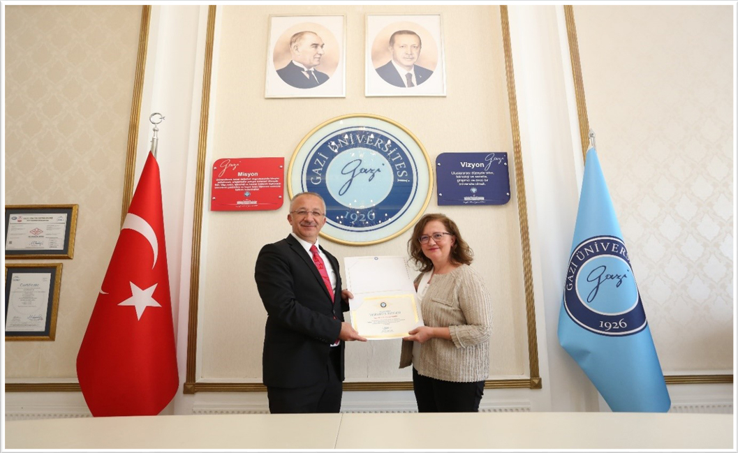 Dış Kaynaklı Projelerde Yer Alan Öğretim Elemanlarımıza Belge Takdimi-3