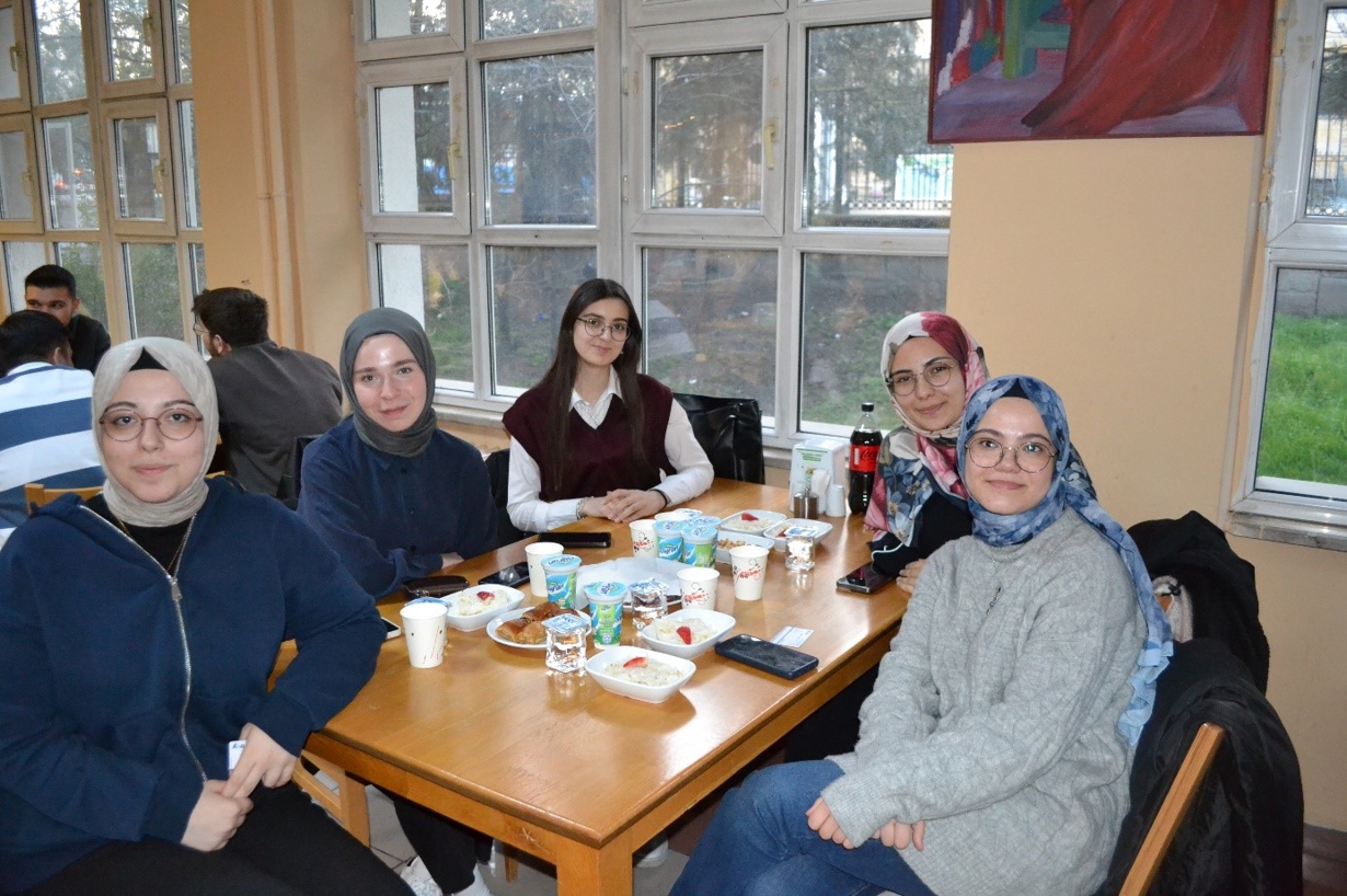 Fakültemizde İftar Programı Düzenlendi 2-3