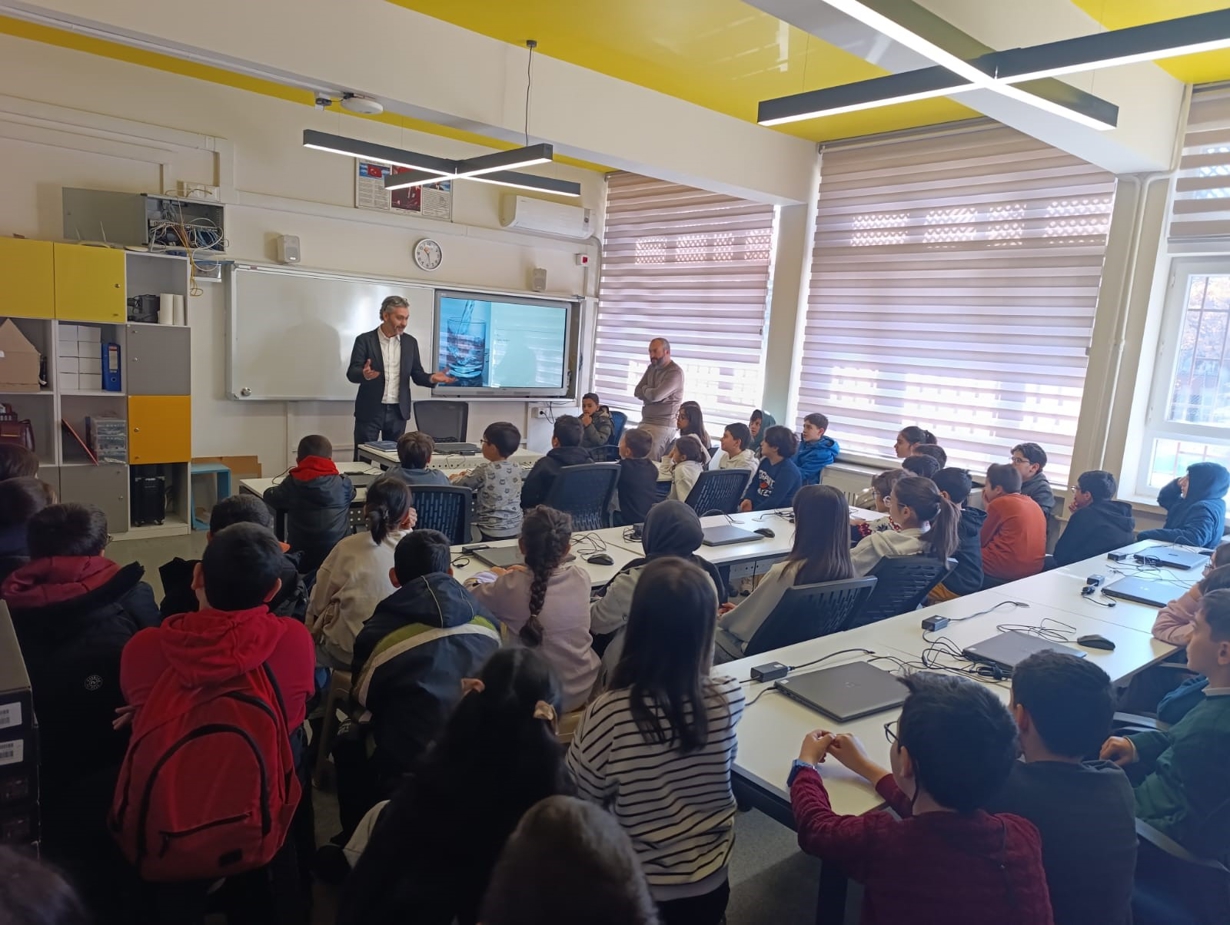 07 Mart 2026 TÜBİTAK Etkinliği Şehit Hüseyin Gültekin Bilim ve Sanat Merkezi ortaokul öğrencileri-2