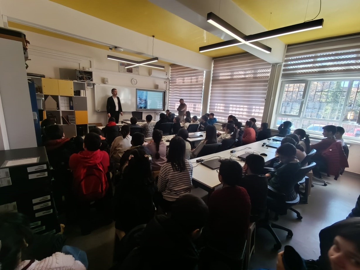 07 Mart 2026 TÜBİTAK Etkinliği Şehit Hüseyin Gültekin Bilim ve Sanat Merkezi ortaokul öğrencileri-1