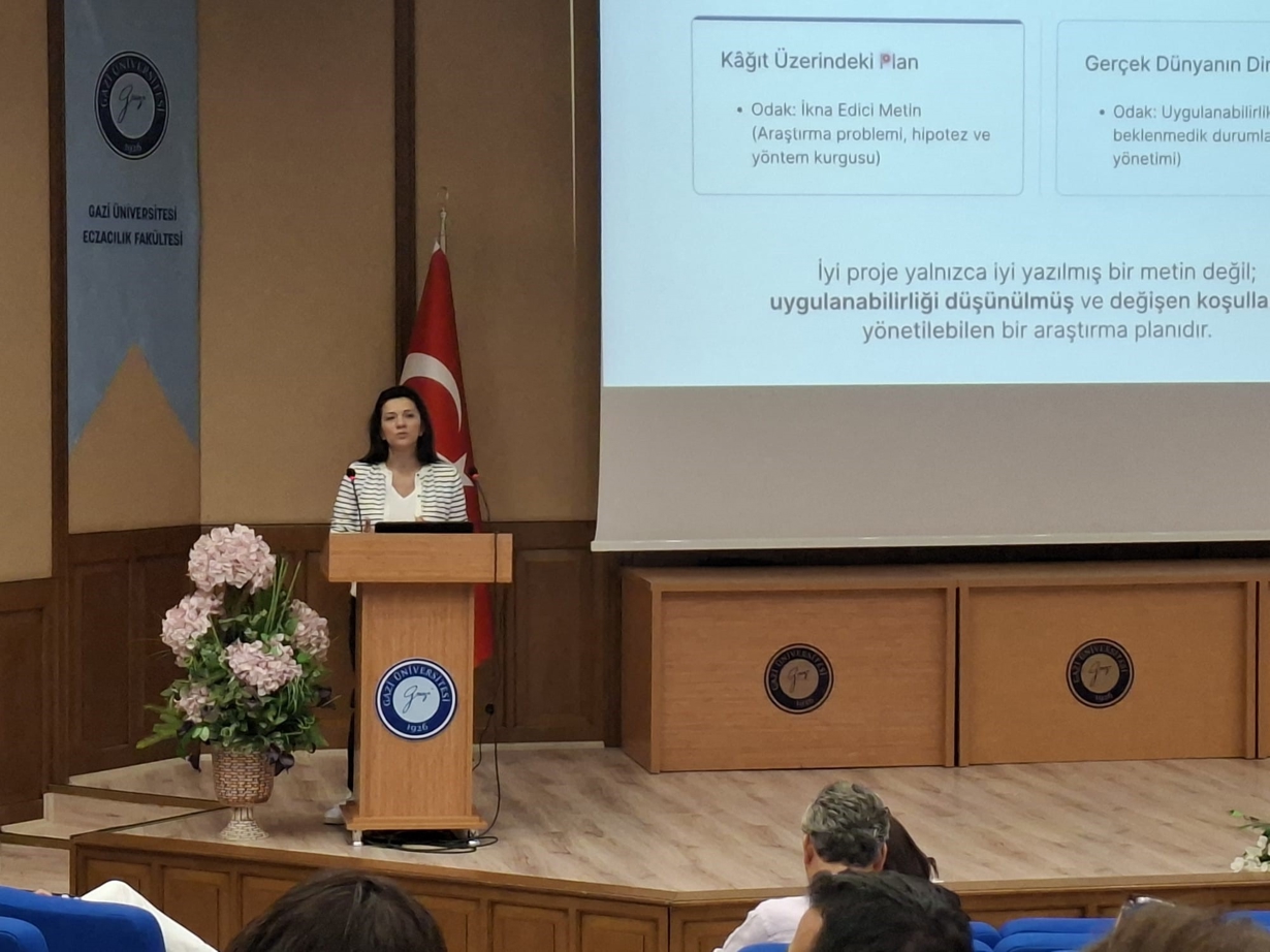 Fakültemizde Doç. Dr. Yaprak Dilber ŞİMAY DEMİR tarafından 7. Proje Söyleşisi -3