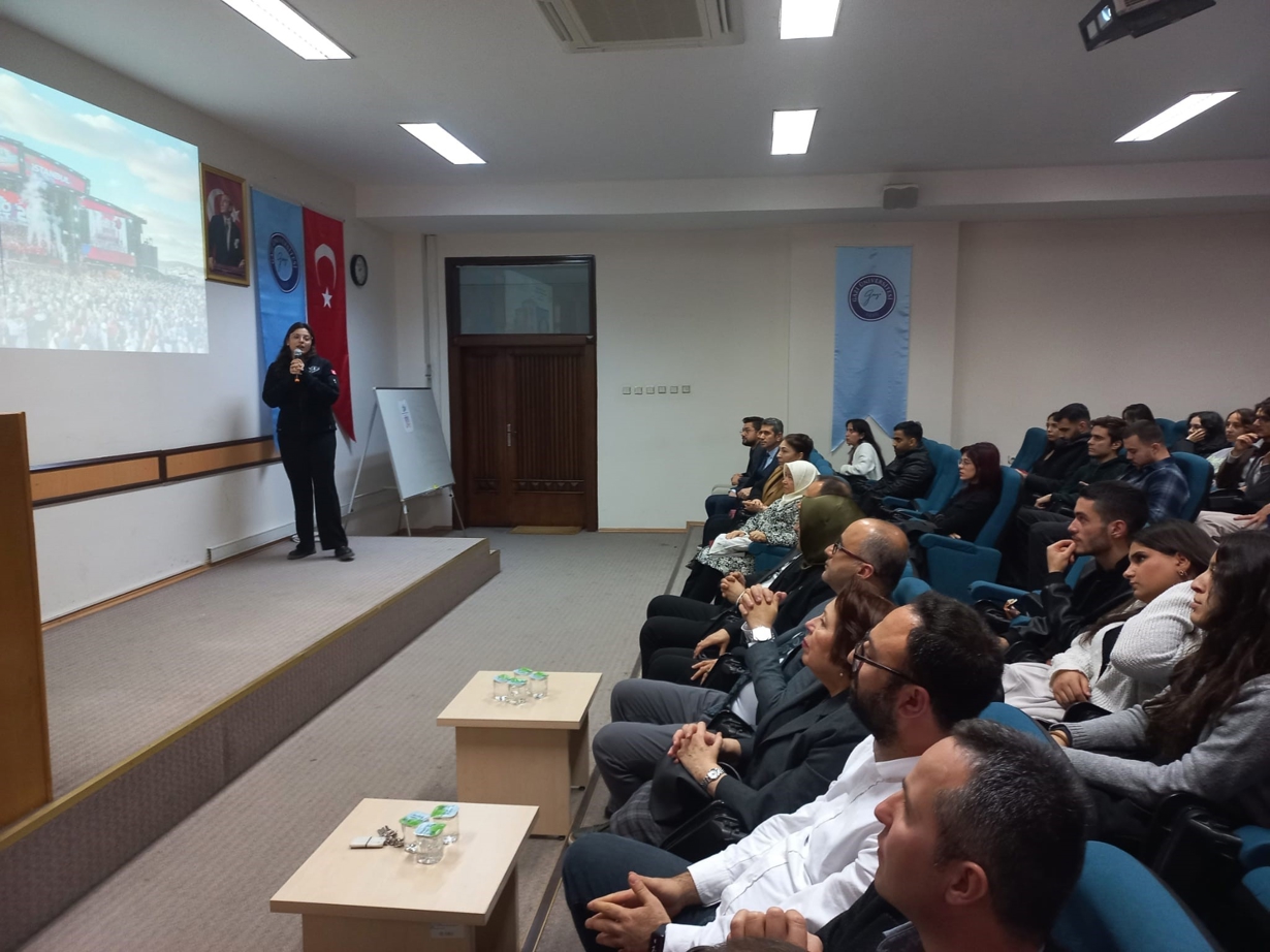 TEKNOFEST ve TÜBİTAK 2209/A-B Projeleri Tecrübe Paylaşım Semineri-1