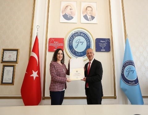 Fakültemiz Öğretim Üyelerine Teşekkür Belgesi-1