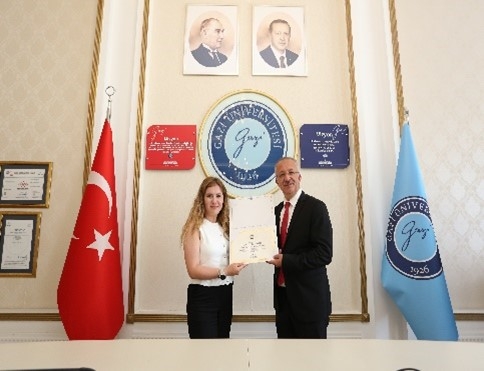 Fakültemiz Öğretim Üyelerine Teşekkür Belgesi-1