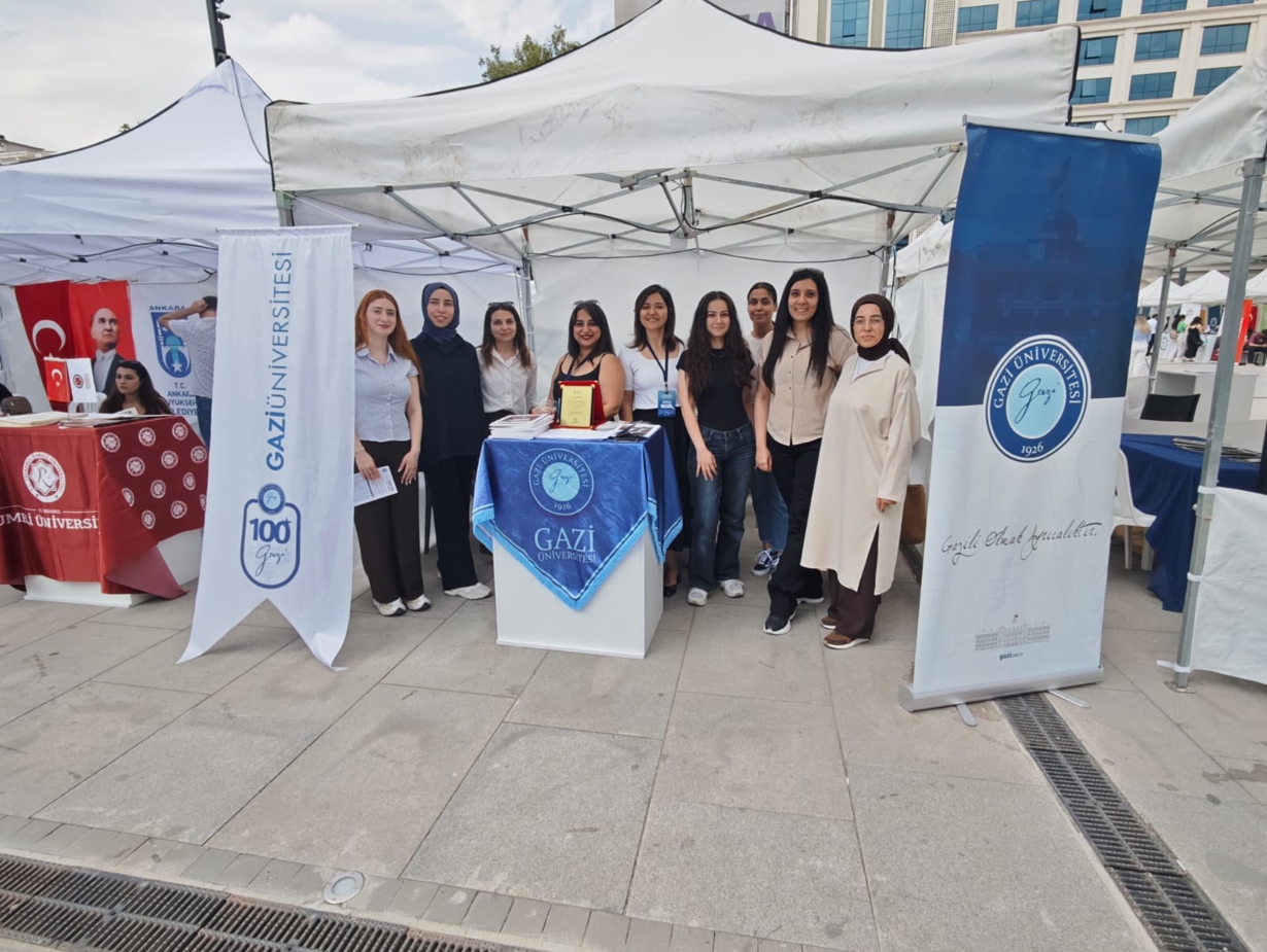 Fen Fakültemiz, Üniversite Tercih Fuarlarında Aday Öğrencilerle Buluştu-1