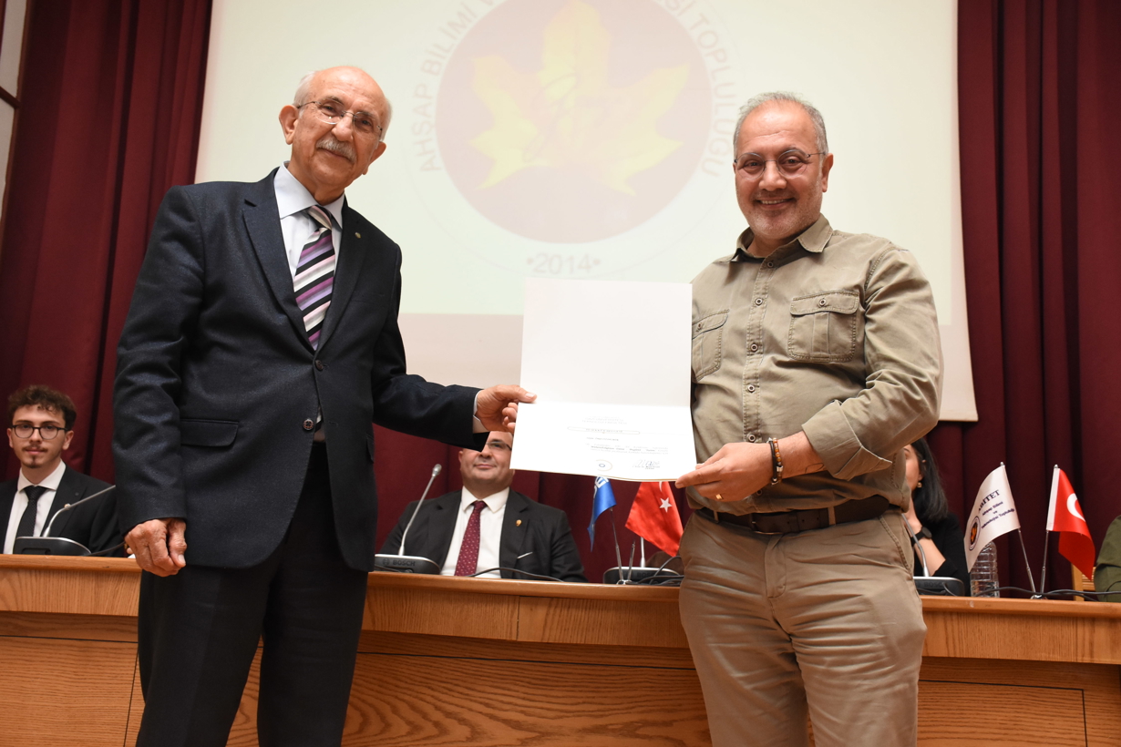 Bölümümüzde "Ağaçişleri Endüstri Mühendisliği'nin Dünü-Bugünü-Yarını" Konferansı Gerçekleştirildi-1