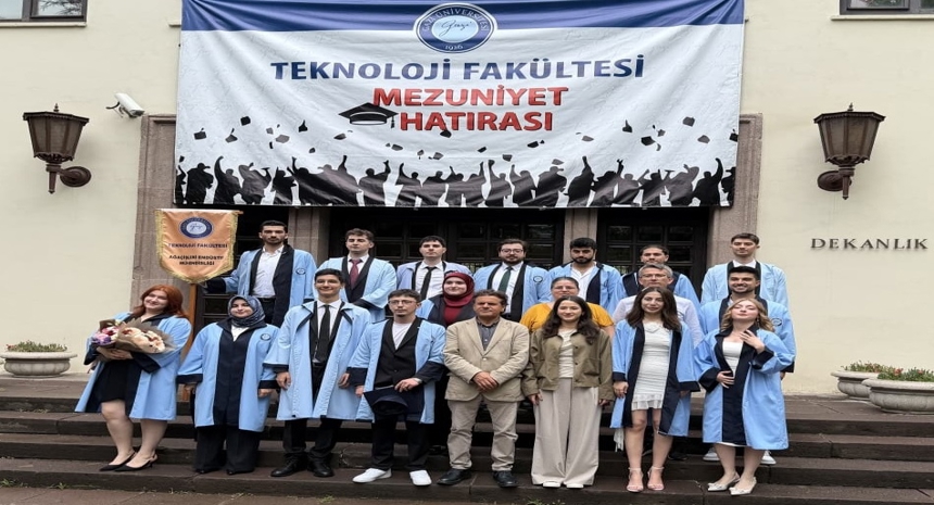 Mezunlarımızı tebrik ediyor, meslek hayatlarında başarılar diliyoruz.