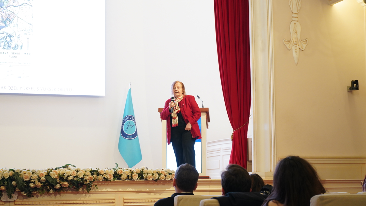 Mimarlık Bölümü 2026 Bahar Dönemi Kariyer Günleri ve Dönem Sergisi Gerçekleştirildi8-1