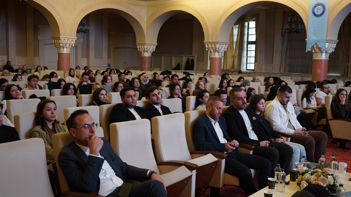 Mimarlık Bölümü 2026 Bahar Dönemi Kariyer Günleri ve Dönem Sergisi Gerçekleştirildi2-1