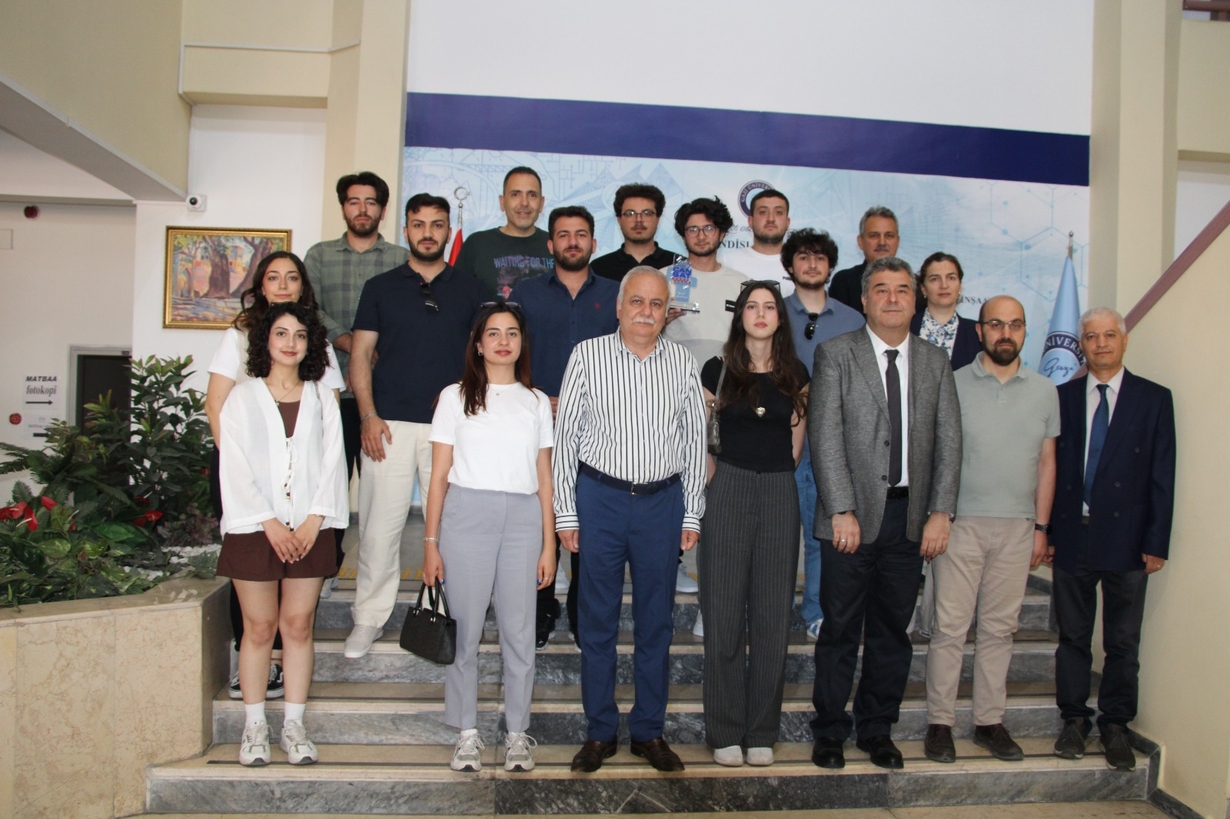 Apostron Model Uydu Projesi Takımı-1