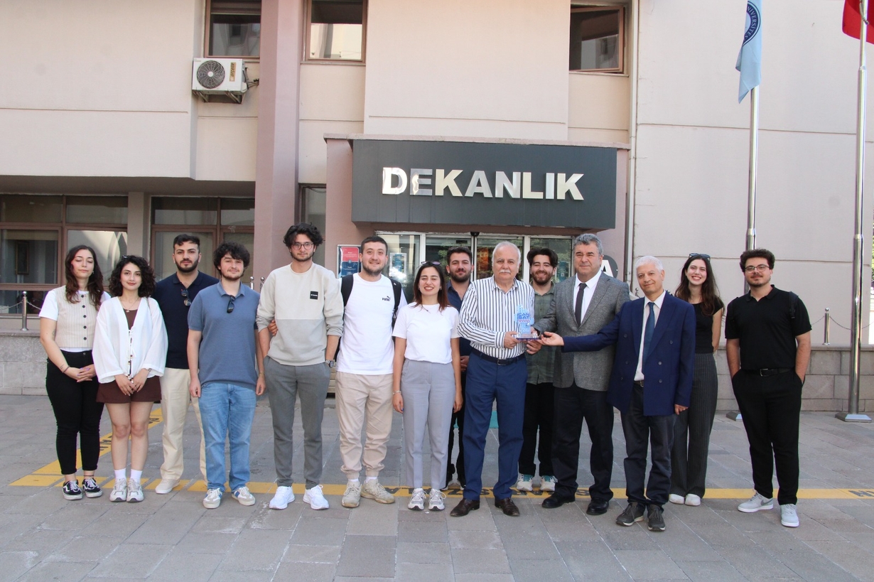Apostron Model Uydu Projesi Takımı-2