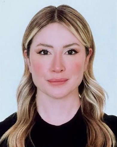  Ceren AY