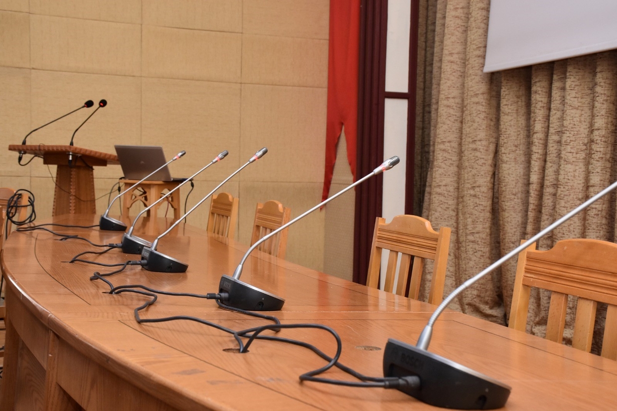 A Blok Konferans Salonu Ses ve Işık Sistemleri Yenilendi-1