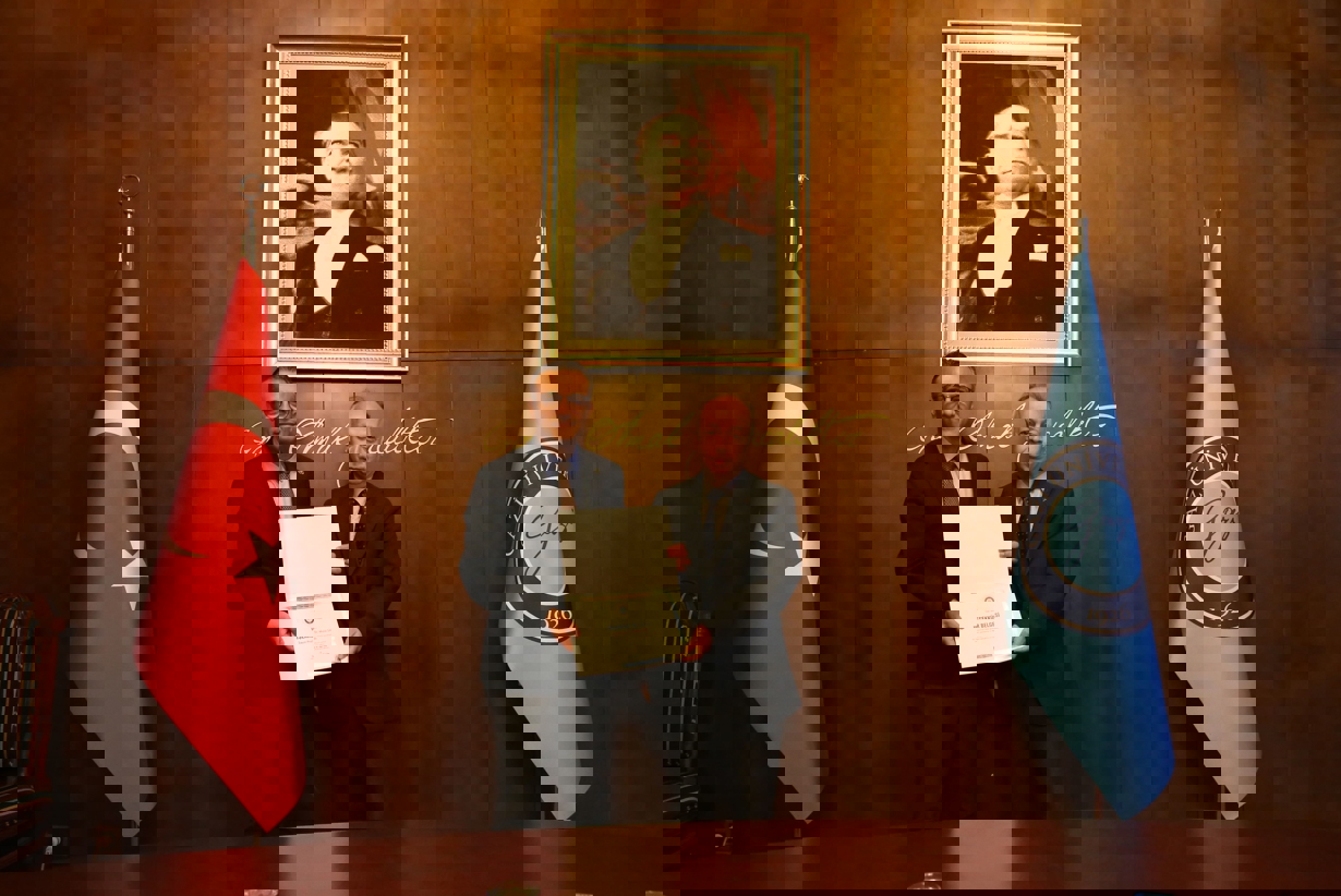 Teşekkür belgesi takdimi 1-1