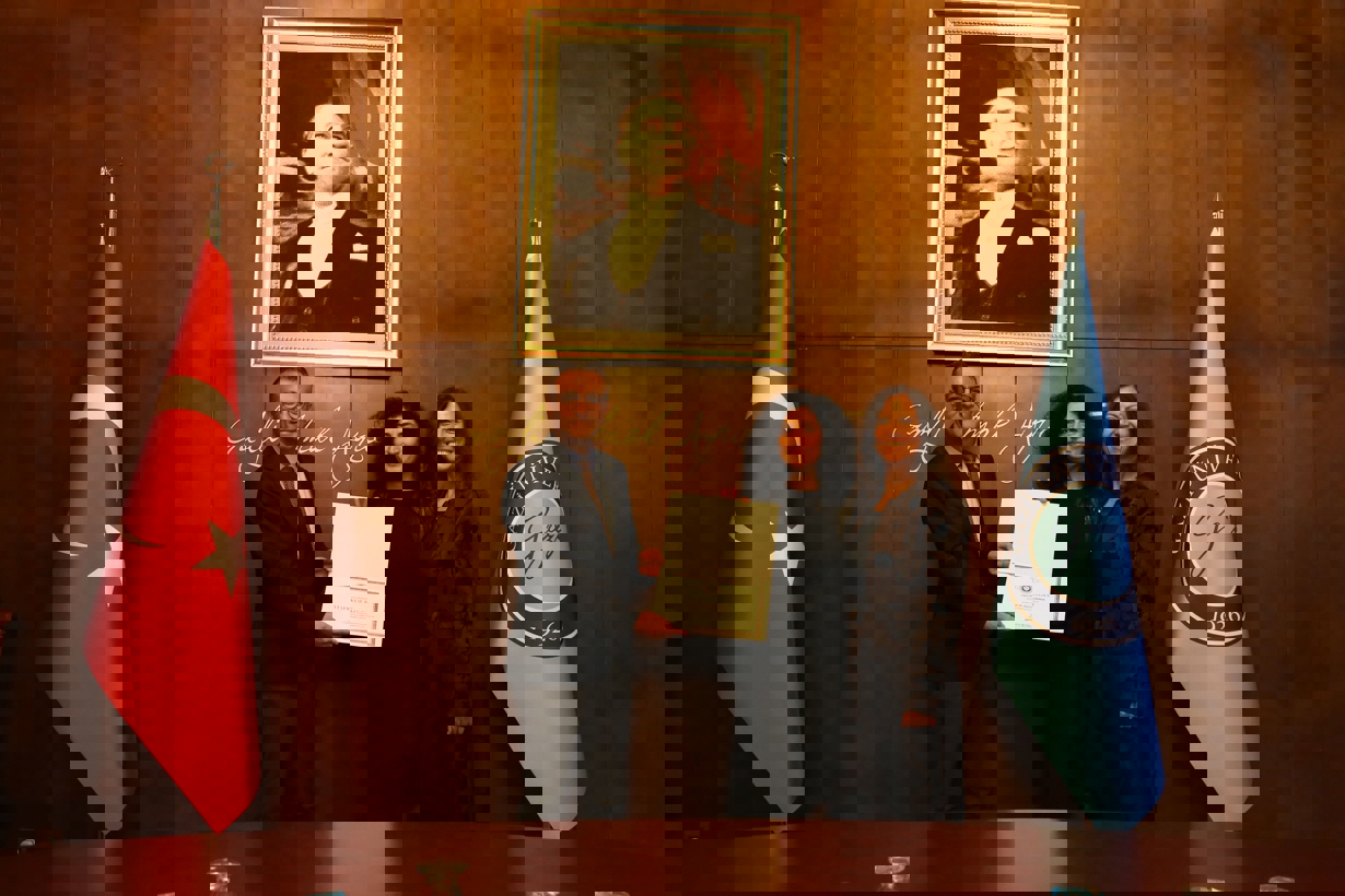 Teşekkür belgesi takdimi 1-6