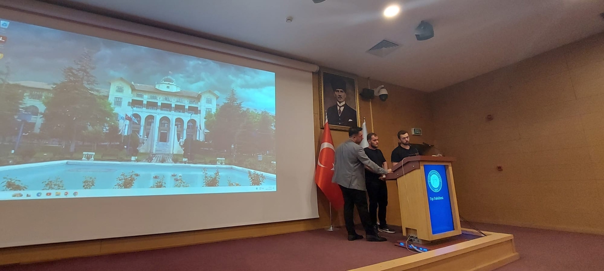 Öğrenci Kalite Komisyonu Bilgilendirme Toplantısı tıp-5