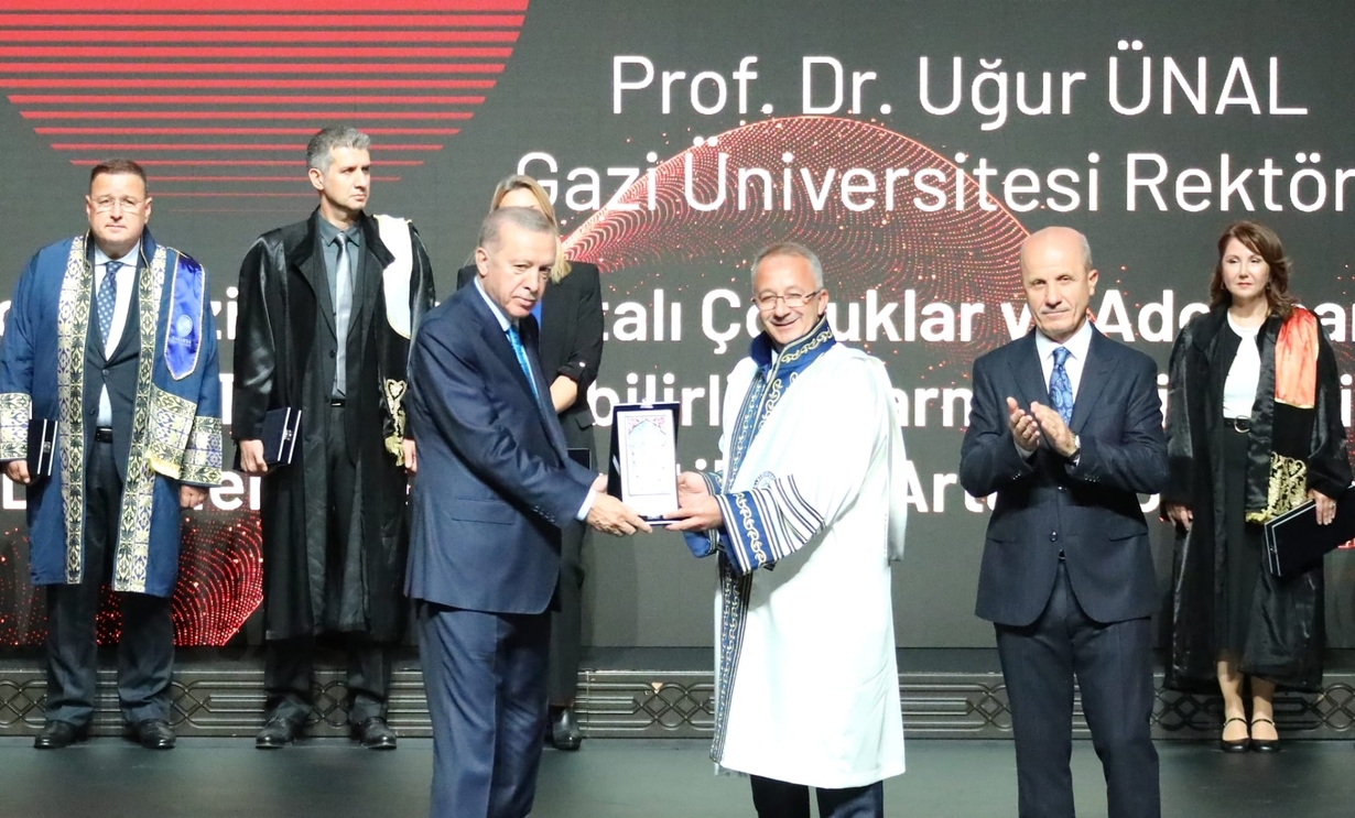 2024 YÖK Üstün Başarı Ödülleri, Kurumsal Ödüller Alanı Toplumsal Sorumluluk Kategorisinde Üniversitemize Verildi-1