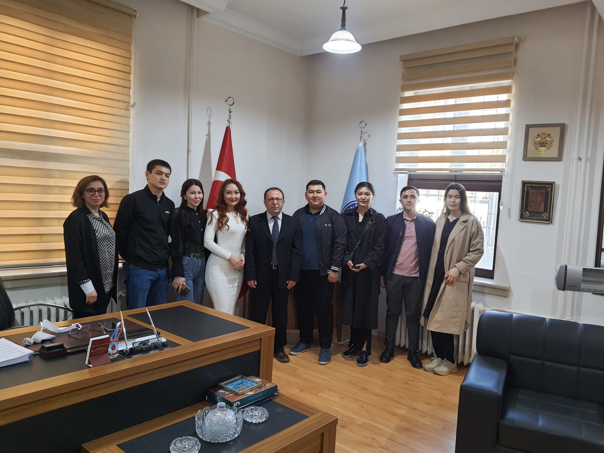 Enstitümüzde Al-Farabi Kazak Ulusal Üniversitesi Fizik Eğitimi (1. Grup), Lisansüstü Öğrencilerinin Staj Eğitimi Başladı.-1