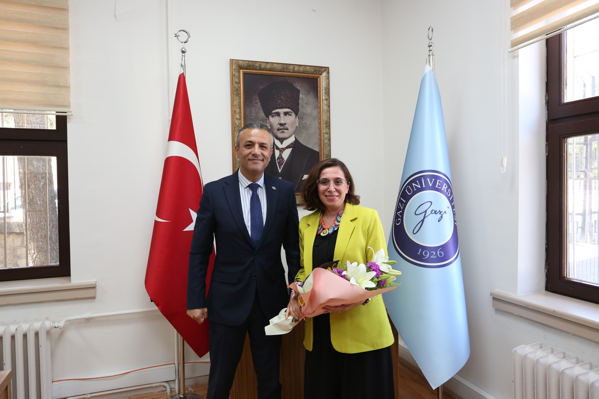 Enstitümüzde Devir Teslim Töreni Yapıldı 2025-1