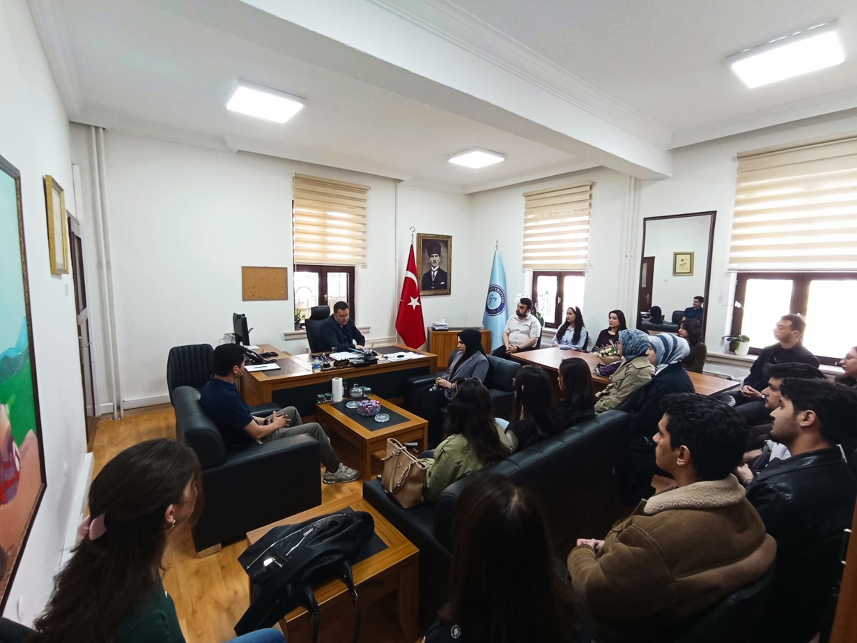 Enstitümüzde  İŞKUR Kapsamında Görev Yapan Öğrencilerle Değerlendirme Toplantısı Gerçekleştirildi-1