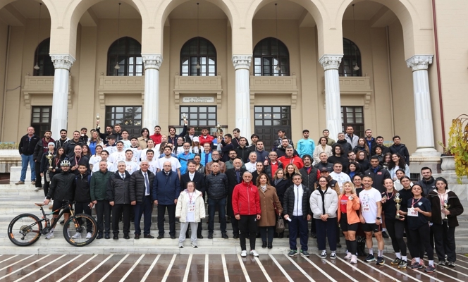 “32. Gazi Başöğretmen Koşusu” Gerçekleştirildi