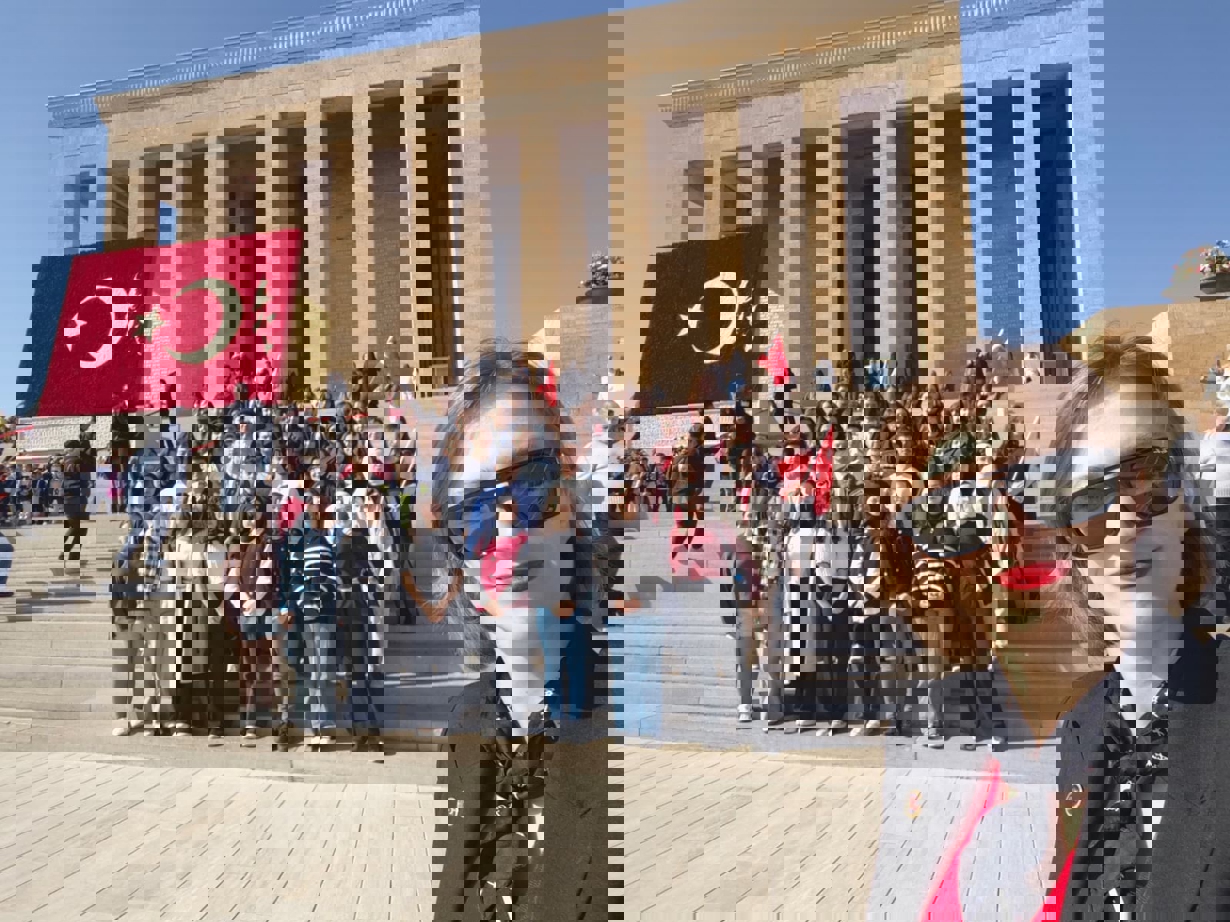 Gazi Üniversitesi Yabancı Diller Yüksekokulu’ndan Ata’ya Saygı Ziyareti-1