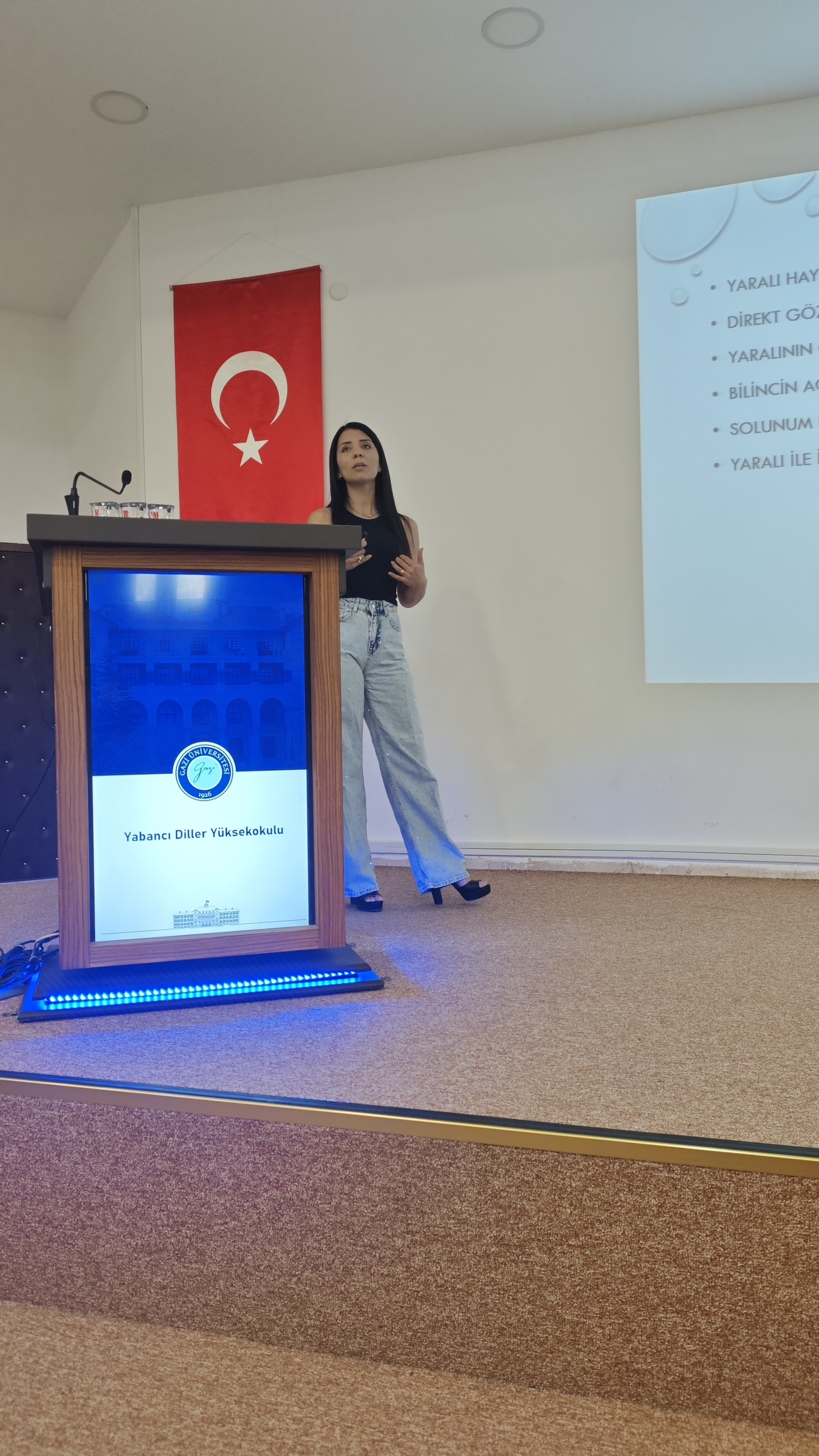 GAZİ ÜNİVERSİTESİ YABANCI DİLLER YÜKSEKOKULU’NDA “KEDİ & KÖPEKLERE YAKLAŞIM VE İLK YARDIM 2” SEMİNERİ GERÇEKLEŞTİRİLDİ-1