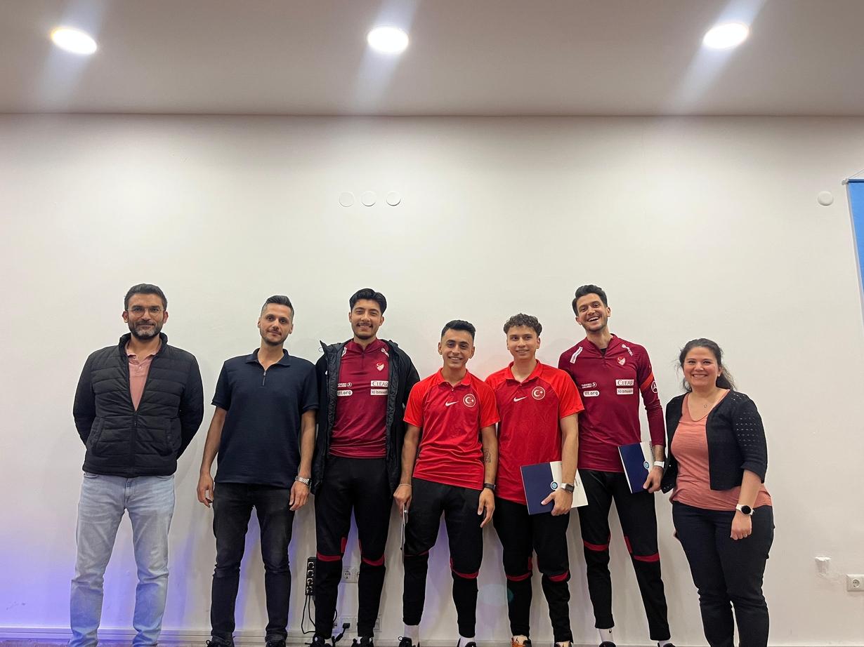Yabancı Diller Yüksekokulunda 19 Mayıs Ruhu Ampute Sporcularla Yaşatıldı-1