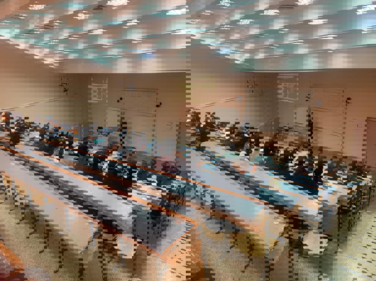 Yüksekokulumuzda “Kelime Öğreniminde Sözlük Kullanımı” Semineri Düzenlendi-1