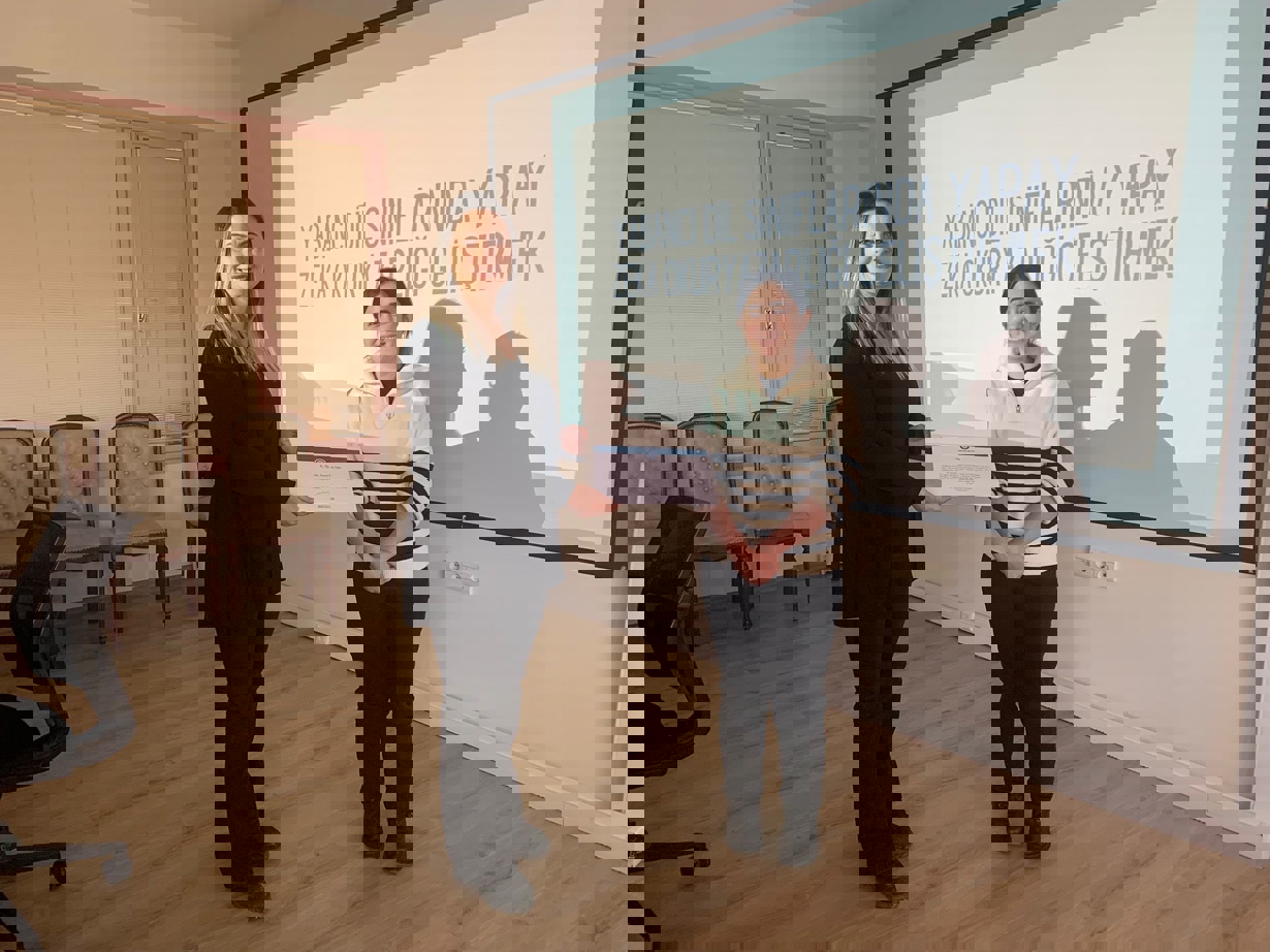 Yüksekokulumuzda “Yabancı Dil Sınıflarında Yapay Zekâ Okuryazarlığı” Atölyesi Düzenlendi-1