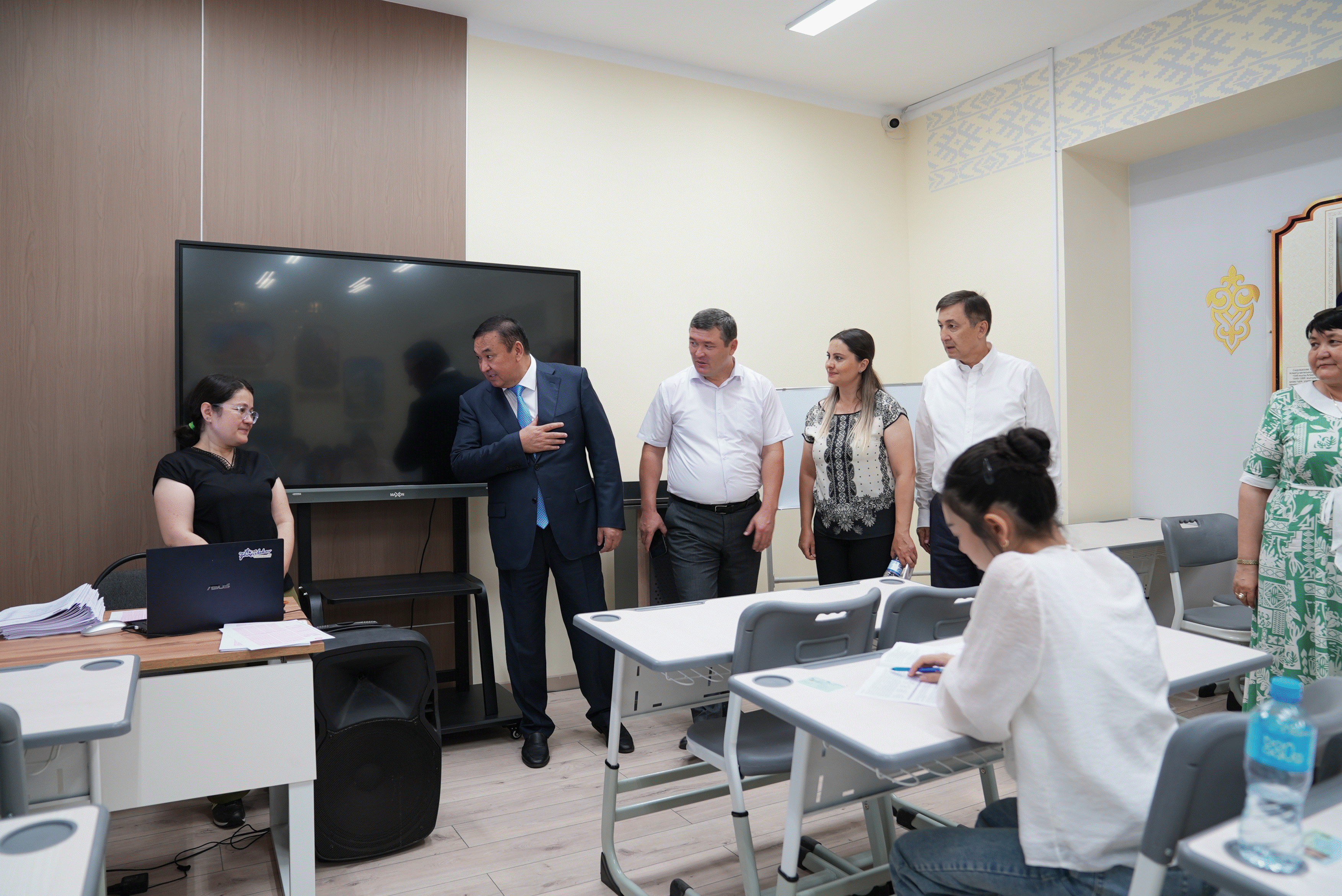 Foreign Language Proficiency Examination Administered Abroad for the First Time-1
