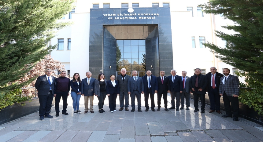 Gazi Üniversitesi Rektörü Prof.Dr.Uğur Ünal Merkezimizi Ziyaret Etti