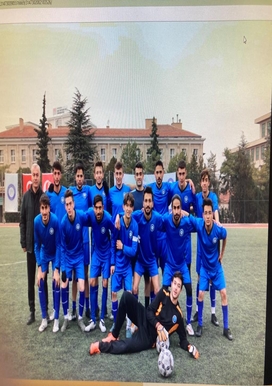Yüksek Okulumuz Futbol Takımı Başarılı şekilde müsabakalarına devam etmektedir. 